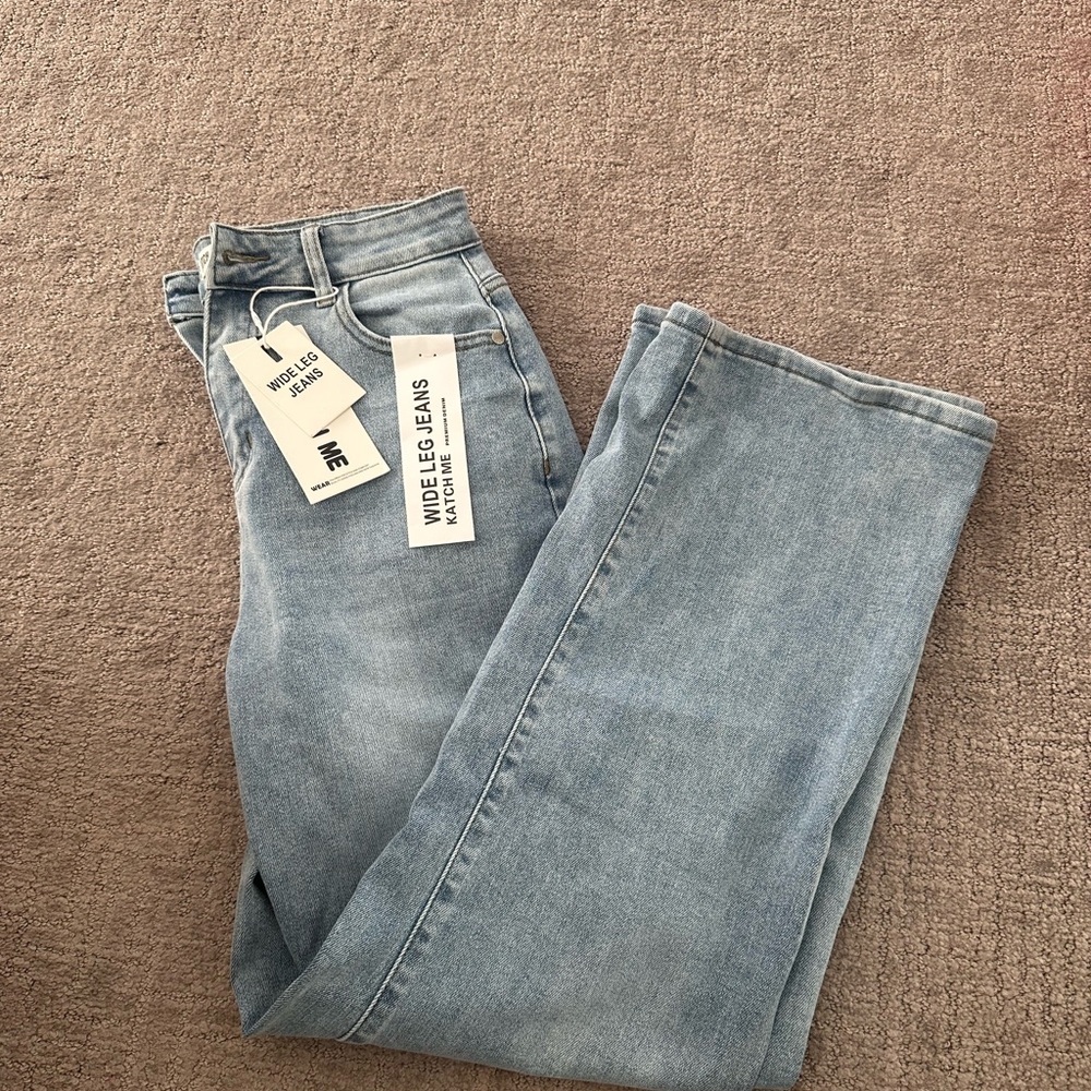 Light Wash Wide-Leg Jeans for Women by Katch Me